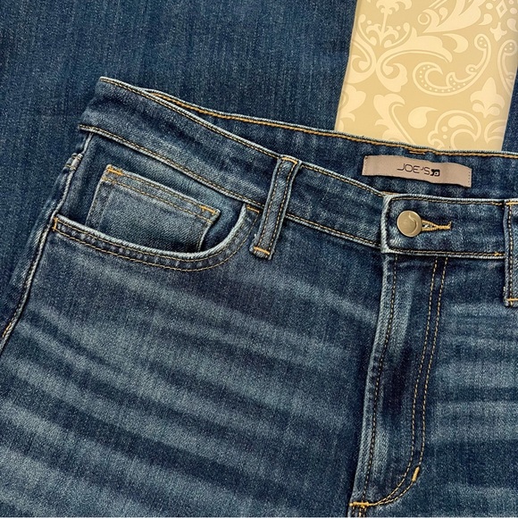 Joe's Jeans High Rise Petite Flare - Picture 4 of 12